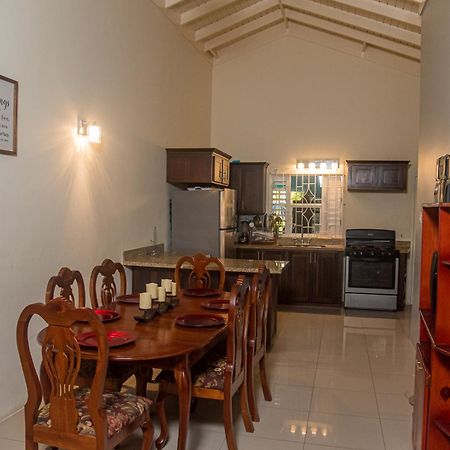 Paradise Villa Sleep 6 Private Pool Очо Риос Екстериор снимка